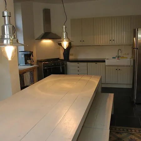 Maison De La Vallee 펜션 Purnode